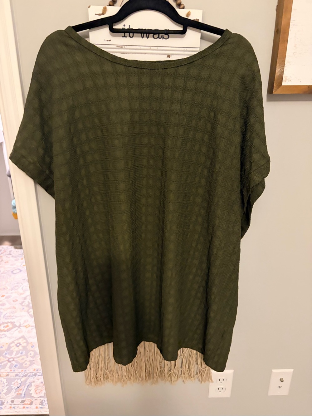 SHEIN Olive Green Textured Tunic with Fringe Hem